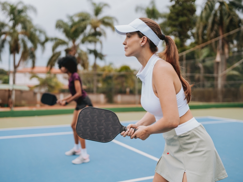 Bí quyết khởi động và giãn cơ đúng cách trước – sau khi chơi pickleball